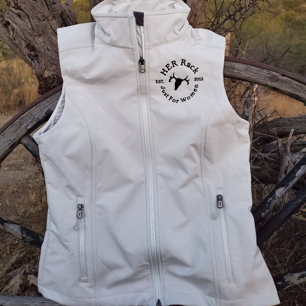 HER Rack Vest White